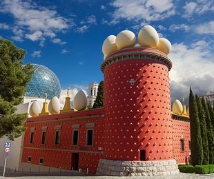 Жирона и музей Сальвадора Дали - Коста-Брава, Испания